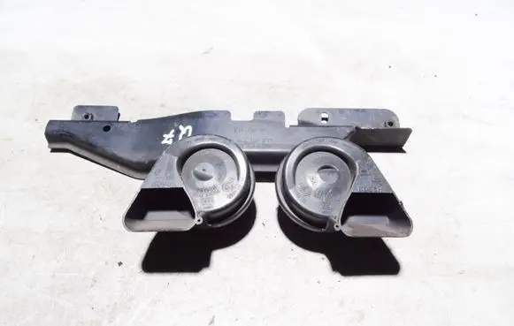 Audi Q7 4L Horn signal 4L0951229A