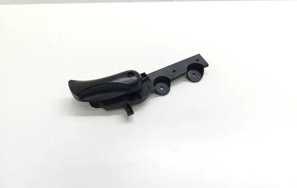 BMW 5 E60 E61 Engine bonnet (hood) release handle 7052579 51437052579 22339910
