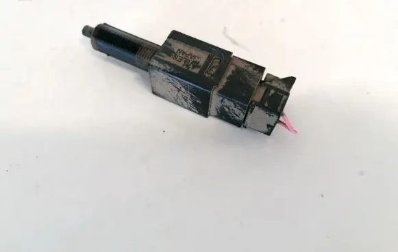 Nissan X-Trail T30 Brake pedal sensor switch