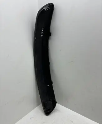 Front bumper splitter molding