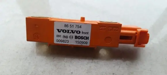 Volvo XC90 Airbag deployment crash/impact sensor 8651754 009823
