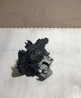 Audi A6 S6 C5 4B Rear door lock 4B0839016G