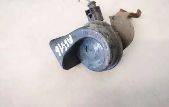 Volkswagen Golf Plus Horn signal e9011157