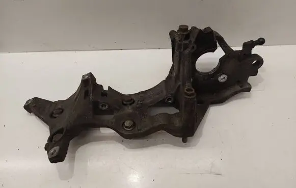 Skoda Octavia Mk3 (5E) Generator/alternator bracket 04L903143B
