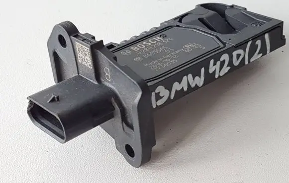 BMW 4 F32 F33 Mass air flow meter 8605565 2736035 0280218324