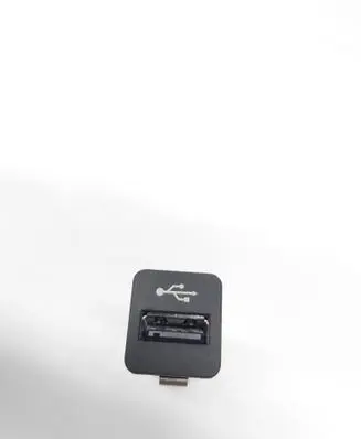 BMW 3 E90 E91 USB socket connector 9167196