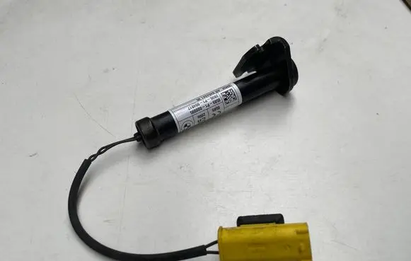 BMW 3 E90 E91 Rear glass lock/latch AR946434105