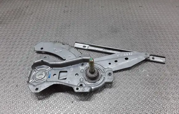 Rear door manual window regulator