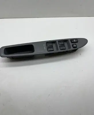 Toyota Avensis Verso Front door electric wing mirror 574569 514775 44030