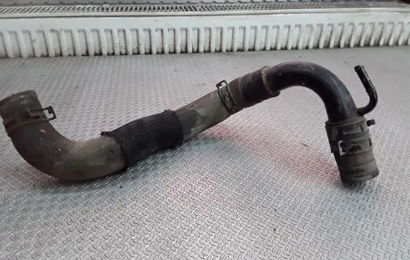 Toyota Auris 150 Intercooler hose/pipe