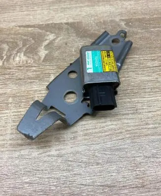 Lexus GS 300 350 430 450H Airbag deployment crash/impact sensor 8983030130 1879001762