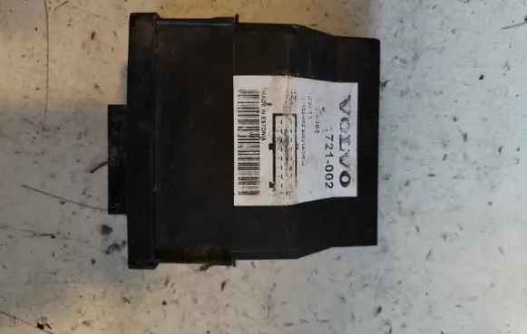 Volvo V70 Airbag control unit/module 101384