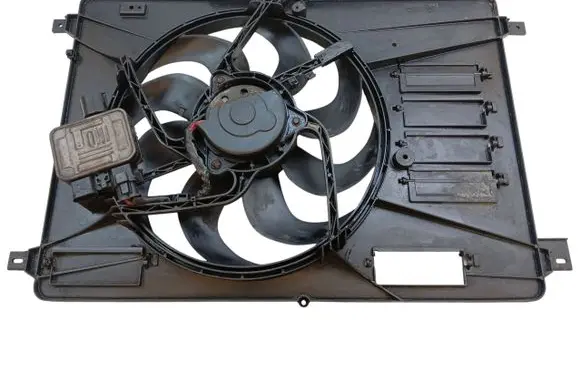 Volvo V70 Air conditioning (A/C) fan (condenser) 