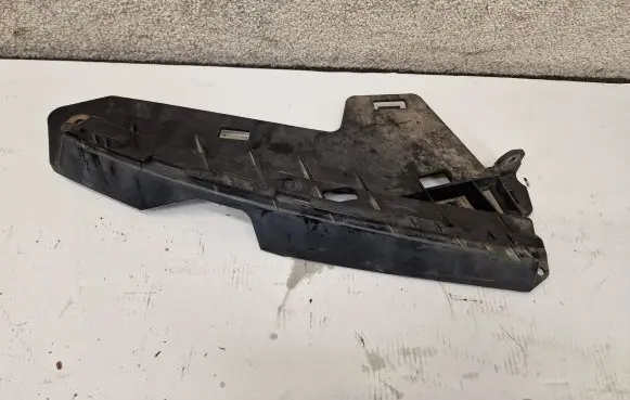Volvo S80 Front bumper mounting bracket 30796388