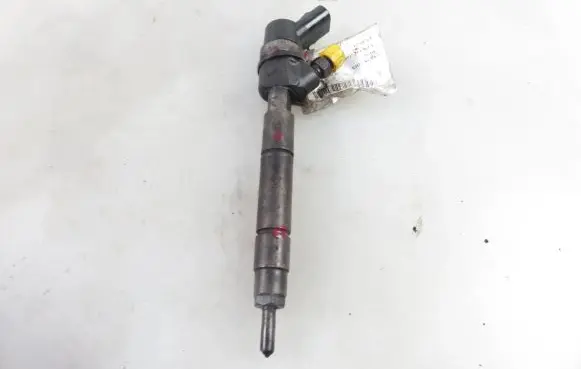 Mercedes-Benz A W168 Fuel injector 0445110014