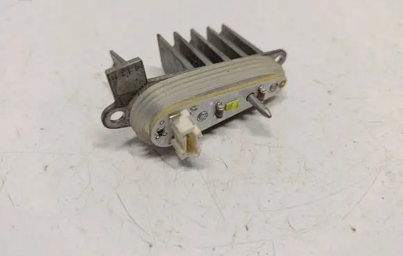 BMW 4 F32 F33 Headlight part YL102