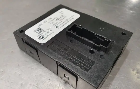 Skoda Octavia Mk3 (5E) Keyless (KESSY) go control unit/module 5Q0959435 5ZA01094700