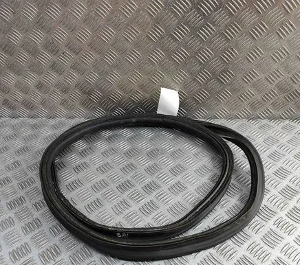 Mercedes-Benz E A207 Trunk rubber seal (body) A2077500698