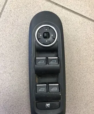 Ford Galaxy Electric window control switch 7S7T14A132AB