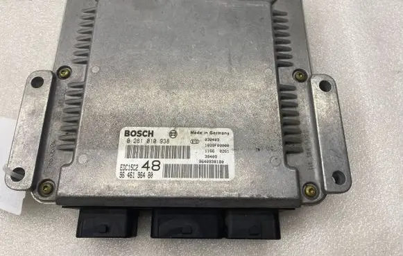 Citroen C5 Engine control unit/module 9646196480 0281010938