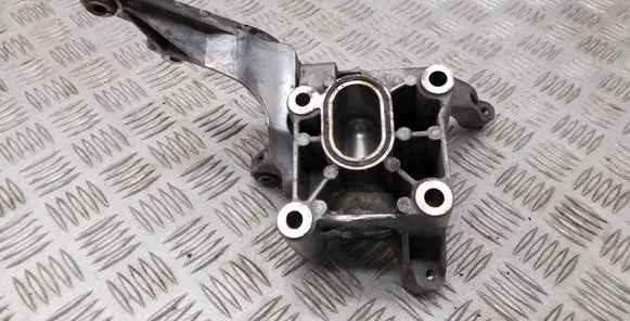 Volkswagen Touareg II A/C compressor mount bracket 059145169AN