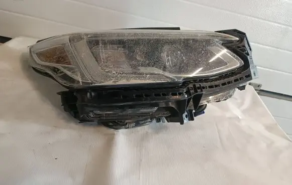 Subaru Outback (BT) Headlight/headlamp
