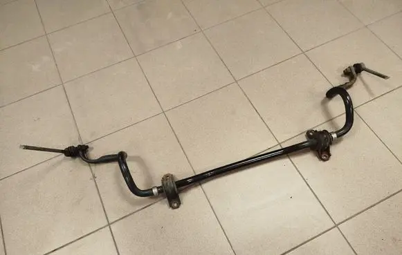 Nissan Qashqai Front anti-roll bar/sway bar
