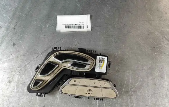 Mercedes-Benz S W222 Seat memory switch a2229059400