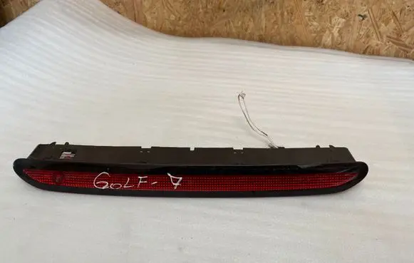 Volkswagen Golf VII Third/center stoplight 5G0945087B