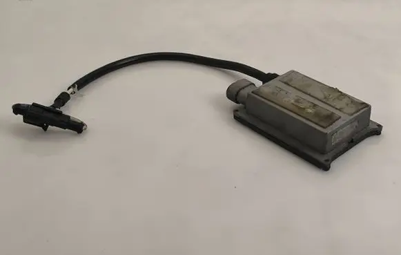 BMW 5 E60 E61 Headlight ballast module Xenon 10R023769
