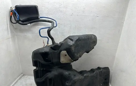 Porsche Cayenne (92A) Fuel tank 7P0201085