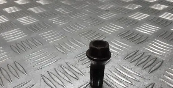 BMW 5 F10 F11 Nuts/bolts 