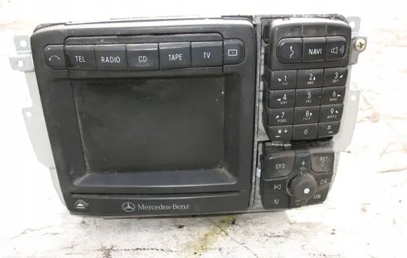Mercedes-Benz S W220 Audio system kit A2208270442