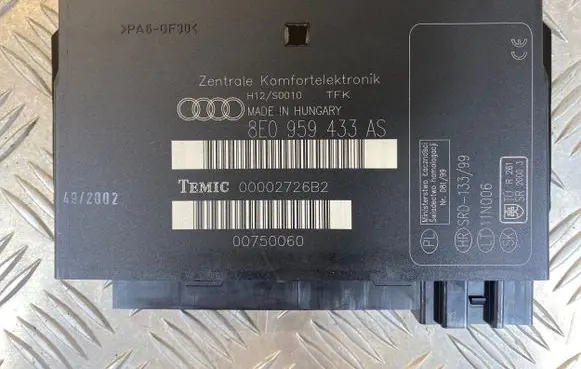 Audi A4 S4 B6 8E 8H Comfort/convenience module 8E0959433AS 00002726B2 00750060