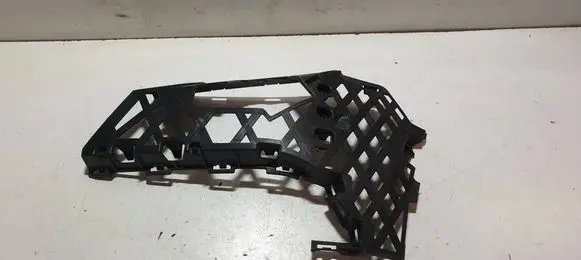 Volkswagen PASSAT B8 Front bumper mounting bracket 3G0807177