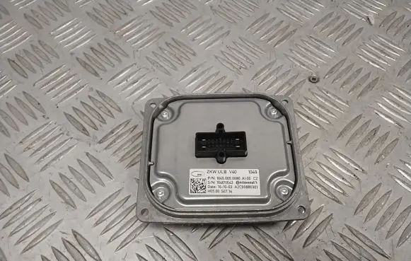 Volvo V40 Xenon control unit/module 10490050680