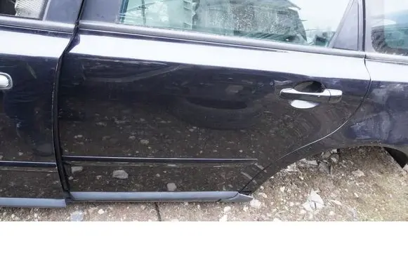 Rear door
