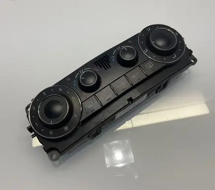 Mercedes-Benz C W203 Climate control unit A2038303085 9140010525 E246800