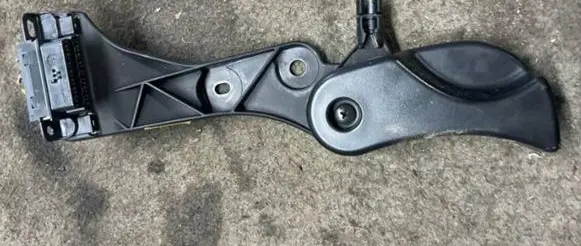 BMW 1 F20 F21 Engine bonnet (hood) release handle 7326365 17365810 PA66GF30