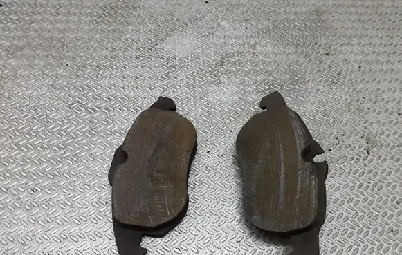 Opel Vectra C Brake pads (front) 