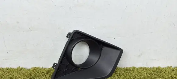 Mitsubishi Space Star Front fog light trim/grill 6400j774