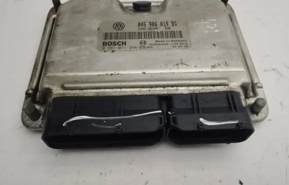 Seat Ibiza III (6L) Engine control unit/module 045906019BG 0281011244
