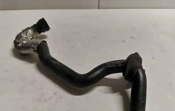 Audi A4 S4 B6 8E 8H Engine coolant pipe/hose 8E1819350F