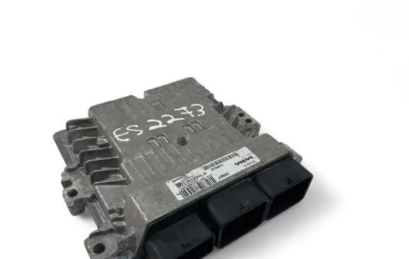 Volvo V50 Engine control unit/module ECU 30788975 S180134001B