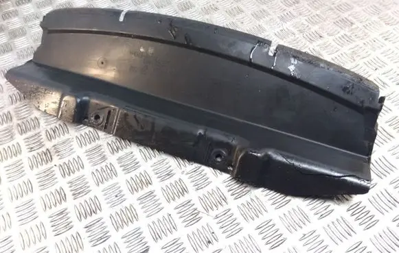 Front bumper skid plate/under tray
