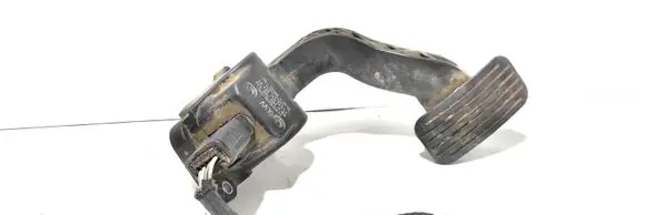 Citroen Xsara Picasso Accelerator throttle pedal 9653105980