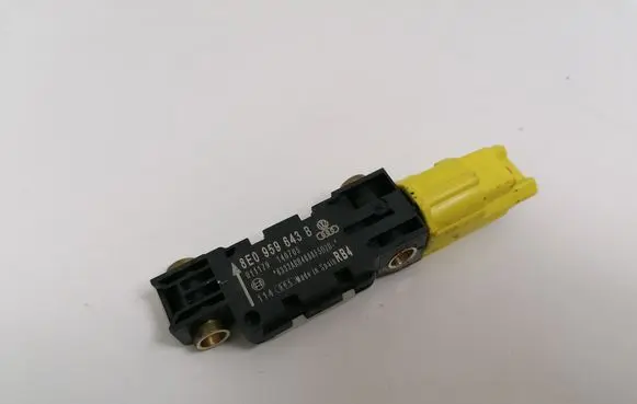 Audi A4 S4 B7 8E 8H Airbag deployment crash/impact sensor 8E0959643B