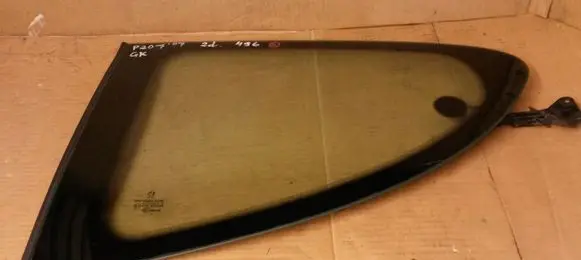 Peugeot 207 Rear side window AS2