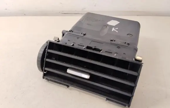 Ford Focus C-MAX Dash center air vent grill 3M51R014L21