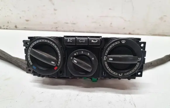 Volkswagen Transporter - Caravelle T5 Climate control unit 7H0820045AL 4560064 2158K25